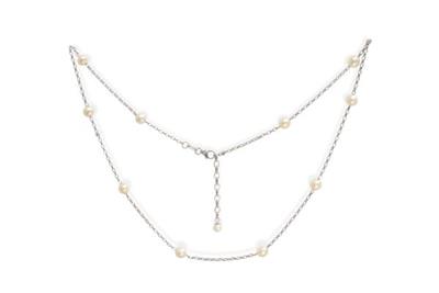 By The SeaSide- Necklace with Pearl on chain